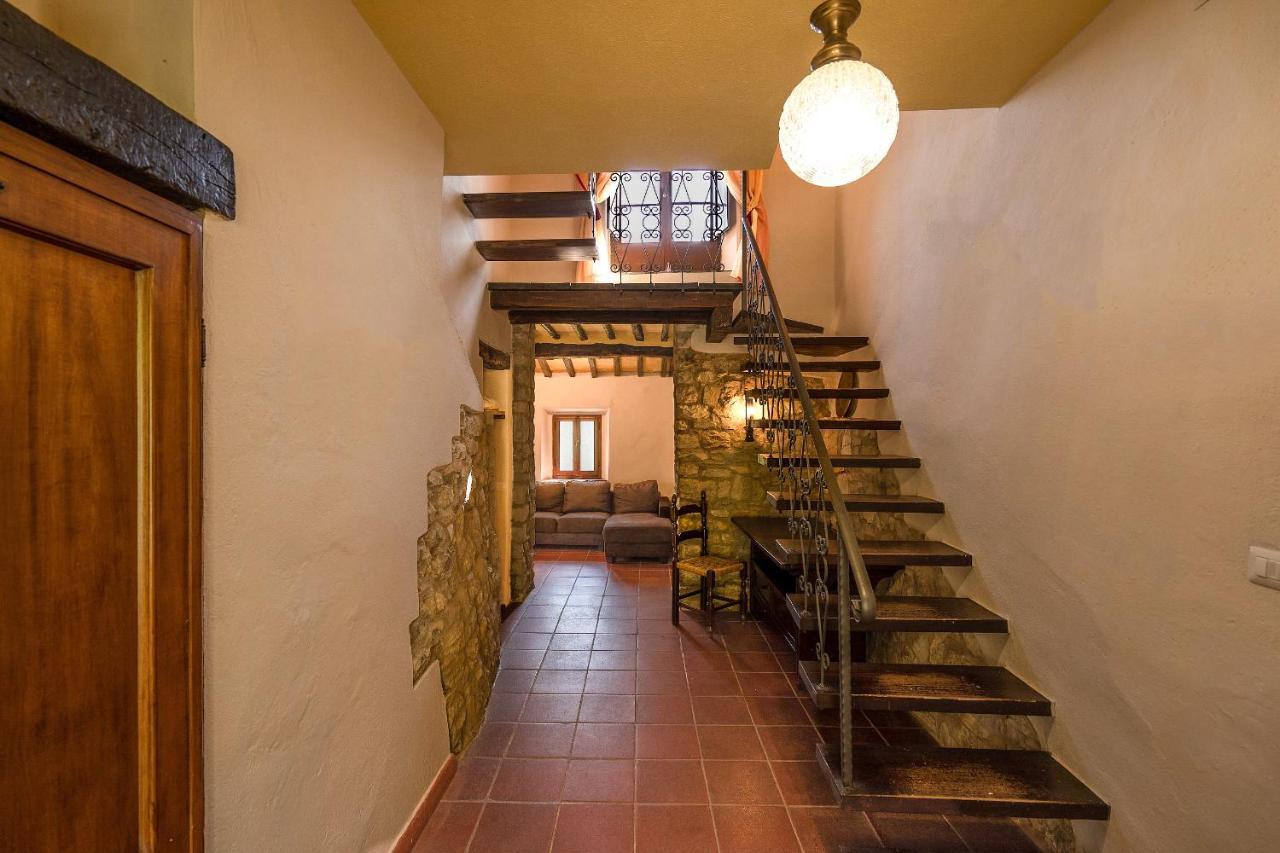 Castello Di Tornano Wine Relais 2*