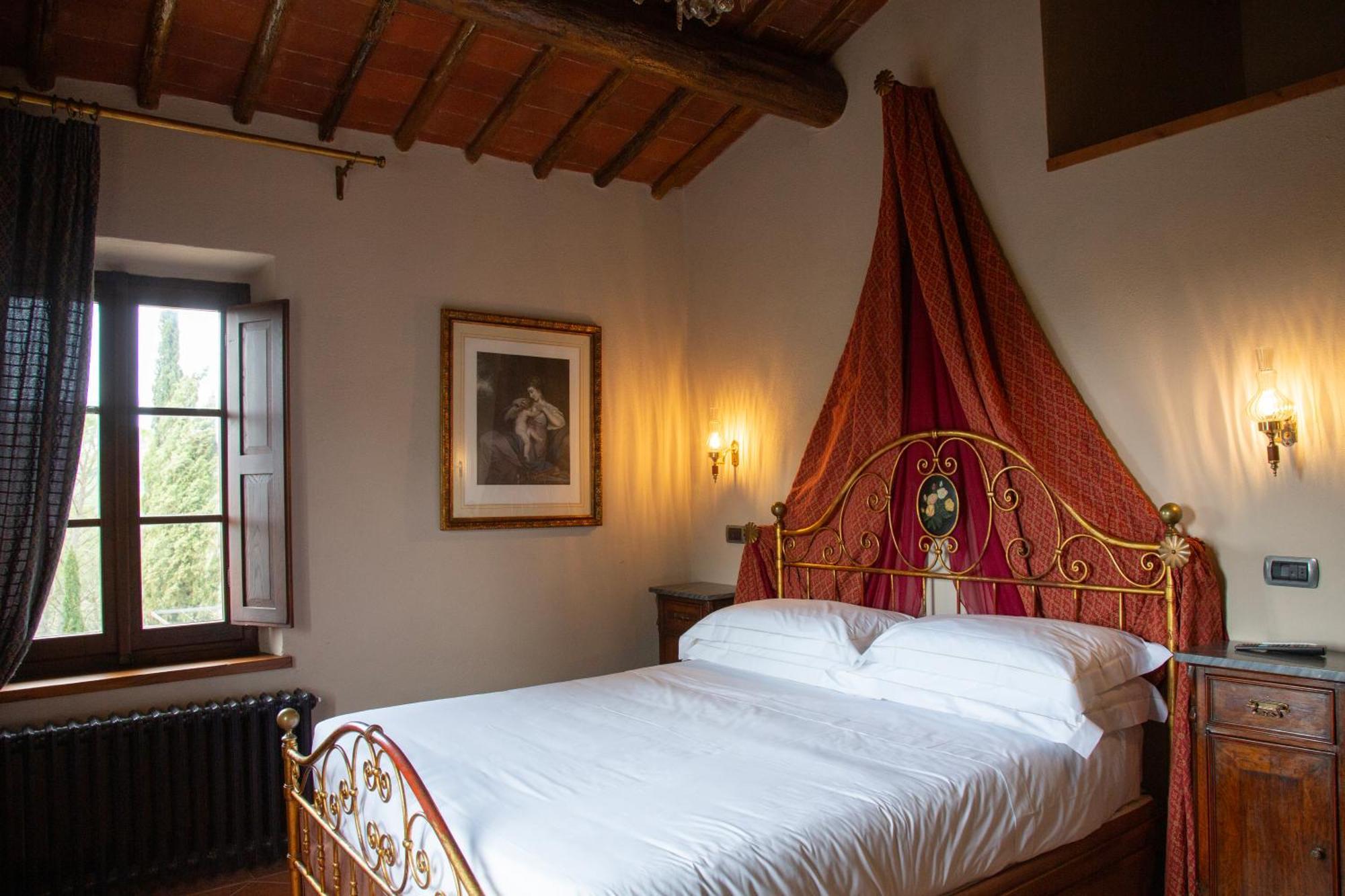 Hotel Castello Di Tornano Wine Relais